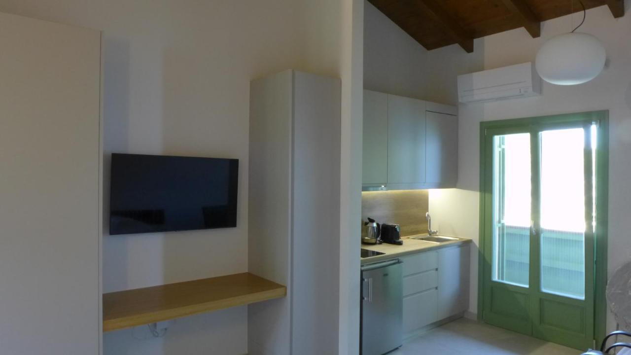 Caltabania Suites Áyios Nikítas 外观 照片